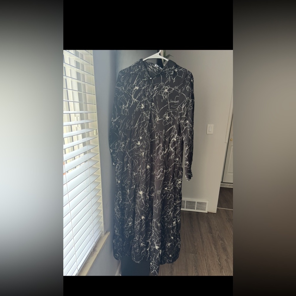 Elegant Black and White Floral dress